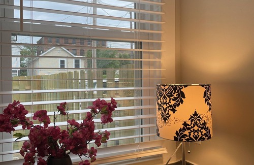 Dubuque Maison | Dubuque Luxury Rentals Washington Street