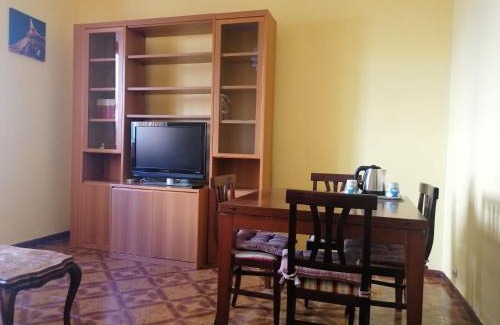 San Nicolo Maison | Due finestre sul cortile