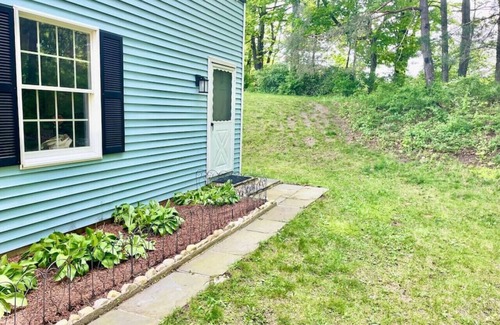 Lime Rock Appartement | Dugway Hideaway Walking Distance to Lime Rock Park