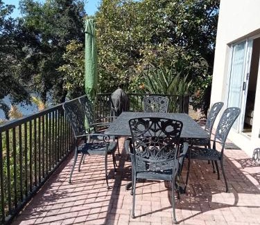Ligfontein Appartement | Duiker's Den at Hulala