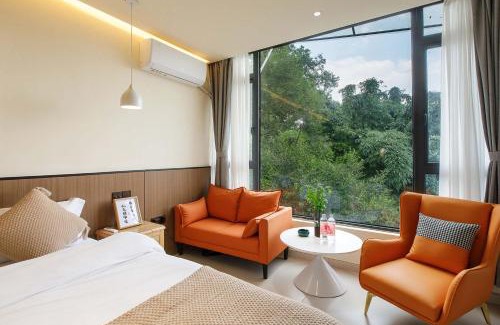 Dujiangyan Hôtel | Dujiangyan Whispering Wind Hot Spring Resort Homestay(Near HSR Station)