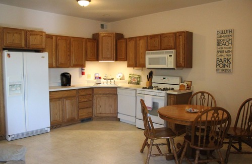 Duluth Appartement | Vue sur le port de Duluth - permis de la ville de Duluth no PLAHS1706-001