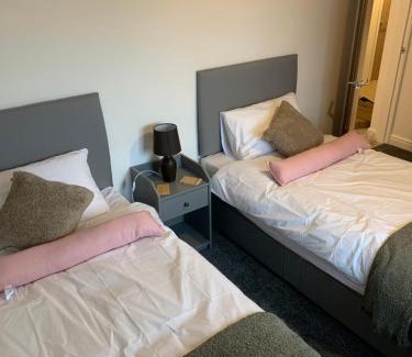 Dumfries Appartement | Dumfries Apartment 2