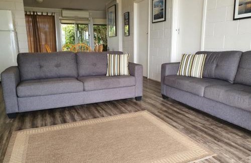 Melville Maison | Dun Workin - Absolute Beachfront