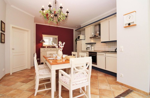 Ostseebad Kuhlungsborn Appartement | Dünenschloss H1 WE13: comfortably furnished 3-room apartment close to the beach