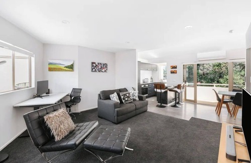 Mount Maunganui Maison | Dunes on Drury ~ Mount Maunganui - Beyonder Holiday Homes