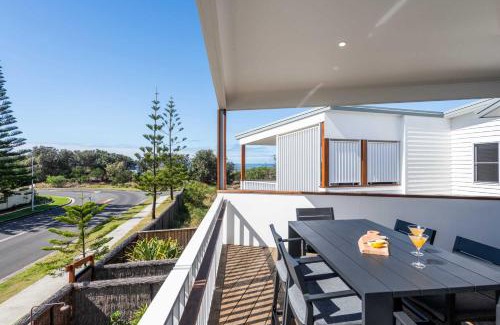 Yamba Maison | Dunes on Pippi - Oceanstays - Plunge Pool
