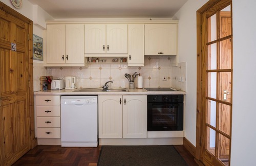 Dunfanaghy Maison | Seaview Flat w/ Fireplace