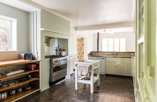 Clarence Maison | Dunluce Coastal Farmstay - Kaikoura Holiday Home