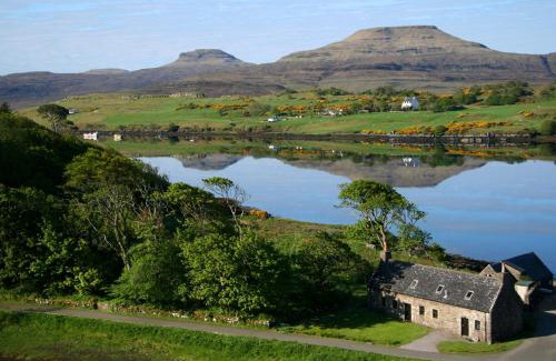 Caroy Maison | Dunvegan Castle Laundry Cottage