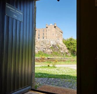 Caroy Maison | Dunvegan Castle Laundry Cottage