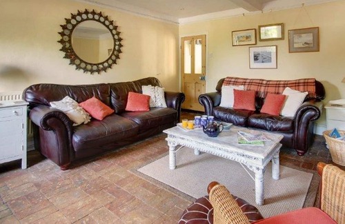 Dunwich Cottage | Dunwich Suffolk -Belle maison de 4 chambres dans un village paisible en bord de mer, avec WiFi