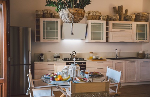 Ortigia Appartement | DuoMo SeaView Design-Luxueux, rénové et climatisé-Vue sur la mer-WiFi gratuit