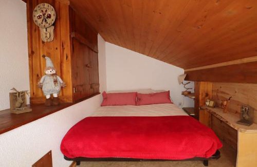 Areches Appartement | Duplex 4/5 pers., centre Arêches-Beaufort, piscine, proche commerces et pistes - FR-1-342-142