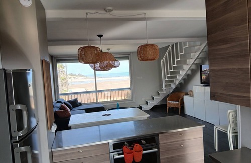 Fleury Appartement | Duplex 6 personnes pleine vue mer Parking Wifi à 10m de la plage