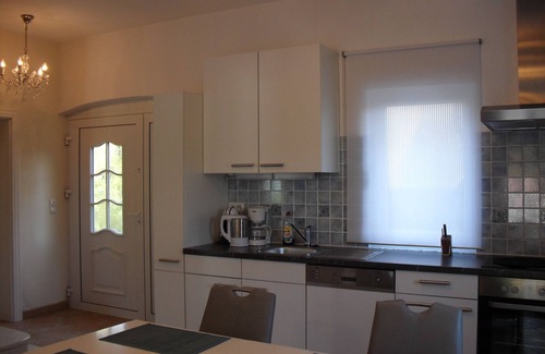 San Giorgio di Livenza Appartement | Duplex 85m² sur la rivière Livenza, avec piscine, location de bateaux