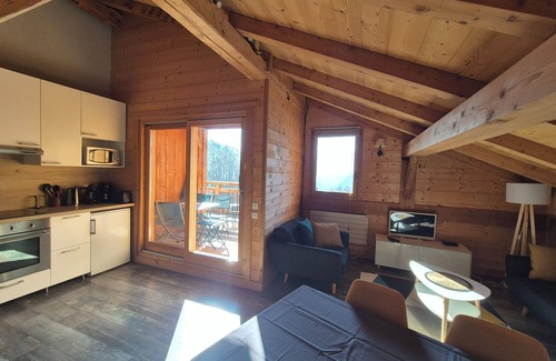 Araches-la-Frasse Maison | Duplex rénové 2 chambres