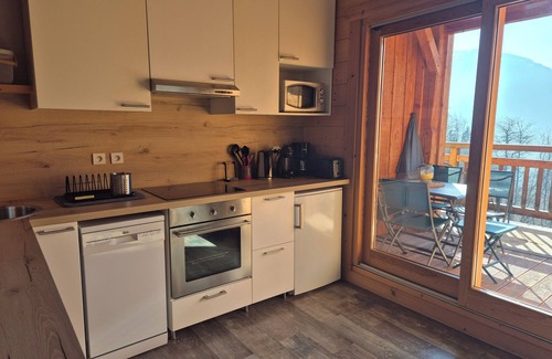 Araches-la-Frasse Maison | Duplex rénové 2 chambres