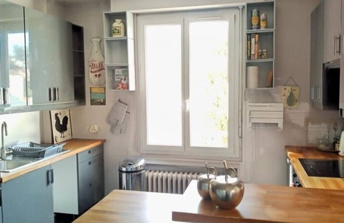 Clamart Appartement | Vrbo Property