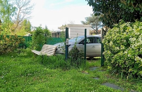 Clamart Appartement | Vrbo Property