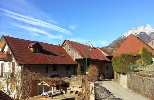 Duingt Appartement | Duplex à 120m du lac d'Annecy, au cœur vieux village médiéval de Duingt