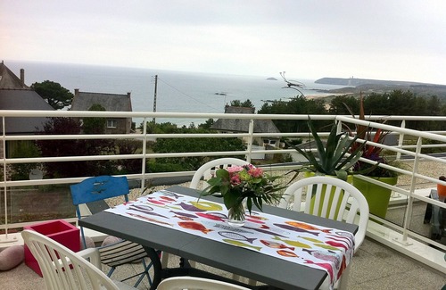 Pleherel-Plage-Vieux-Bourg Appartement | Appartement duplex et grande terrasse avec vue sur mer et cap Fréhel