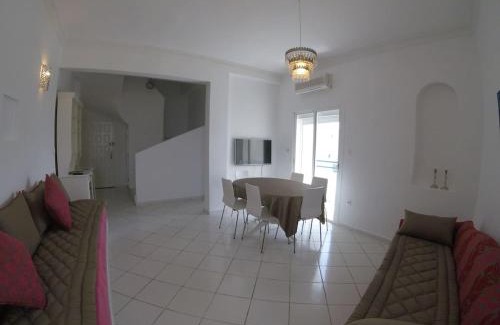 Achakkar Appartement | Duplex bord de mer - Arous Al Bahr
