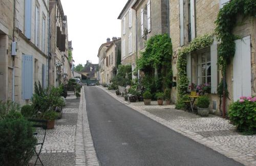 Beaumont-du-Perigord Appartement | Duplex Carreyrou
