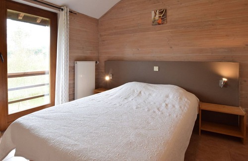 Marcouray Chalet De Ski | Duplex Chalet in Rendeux Ardennes with Sauna and Terrace