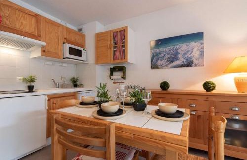 Saint-Lary-Soulan Appartement | Duplex confortable avec 2 chambres, balcon et parking à Saint Lary village, proche des thermes et télécabine - FR-1-296-336