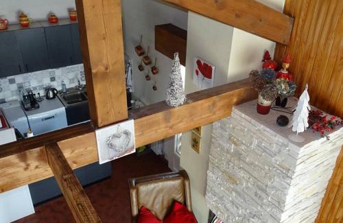 Les Gets Appartement | Duplex Confortable 7 Pers, Centre Les Gets, WiFi, Garage, Proche Commerces et Télécabine - FR-1-802-52