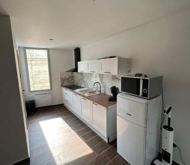 Lunel Appartement | Duplex Cosy en Cœur de Ville
