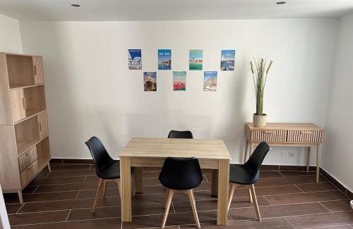 Lunel Appartement | Duplex Cosy en Cœur de Ville