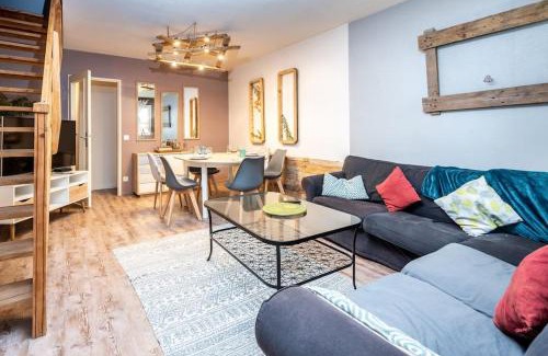 Saint-Jacques - Saint-Roch Appartement | Duplex cosy et contemporain avec parking privé