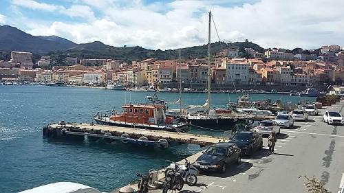 Port-Vendres Appartement | Duplex de 110 m2 proche quai de Port Vendres