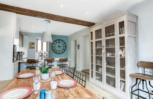 Trevoux Appartement | Duplex de luxe à Trévoux élégance et confort 100m2 chambres climatisées