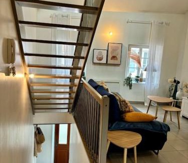 Morestel Maison | Duplex en plein centre-ville