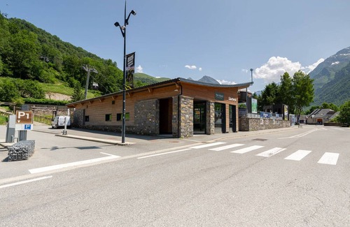 Peyragudes Appartement | Duplex for 11 people, 50m to cable car, Wi-Fi, parking