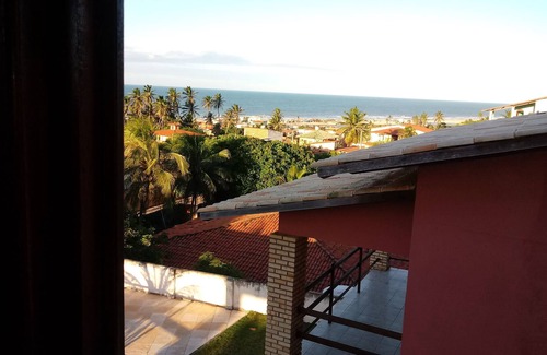 Prainha Maison | DUPLEX HOME BIEN CONFORTABLE. 03 BELLES SUITES SUR LA PISCINE VUE MER