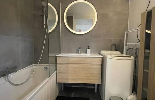 Phalempin Appartement | Gîte Le Duplex - 5min de la gare vers Lille-Lens-Arras