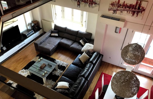 Leioa Appartement | Duplex Luxury Leioa 10 minutes from Bilbao, 5 minutes from beaches, ideal for families.