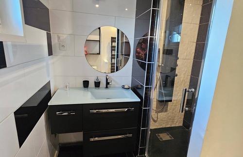 Saint-Martin-le-Beau Lit Et Petit-Déjeuner | Chambre en duplex , avec accès indépendant, au coeur des châteaux de la Loire