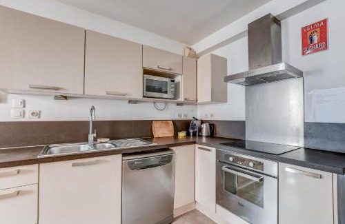 Saint-Cyprien Appartement | Duplex Tolosa - Pont-Neuf, Dôme de la Grave, 2 BDRs 85m2, AC, Free private car park - T3 85m2 avec clim, parking privé gratuit