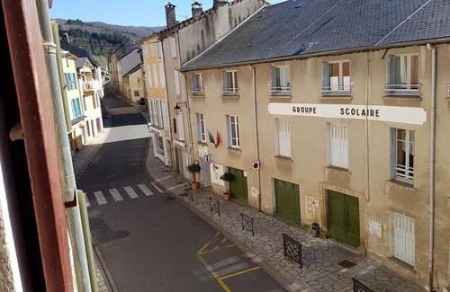 Saint-Jean-du-Bruel Appartement | Duplex coeur de village