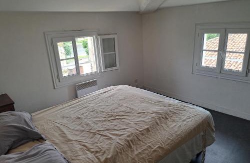 Saintes Appartement | Duplex vue dégagée sur le vieux Saintes