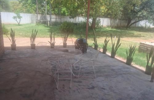 Thabazimbi Cabine | DURANGO Plekkie in die bos