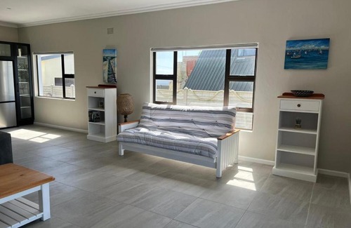 Struisbaai Maison | Dutchie - 4 Vygie Avenue