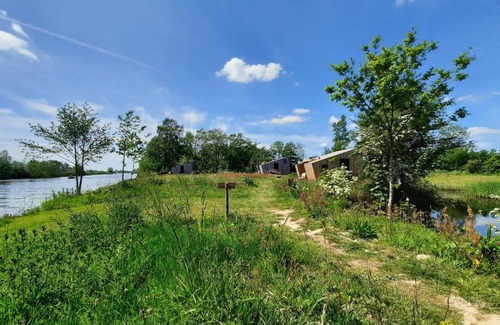 Westergeest Maison | Duurzaam Tinyhouse aan het water in Friesland