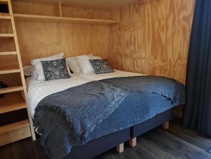 Westergeest Maison | Duurzaam Tinyhouse aan het water in Friesland