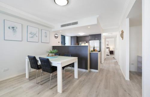 Bargara Appartement | Dwell 40, Oceanfront Apartment